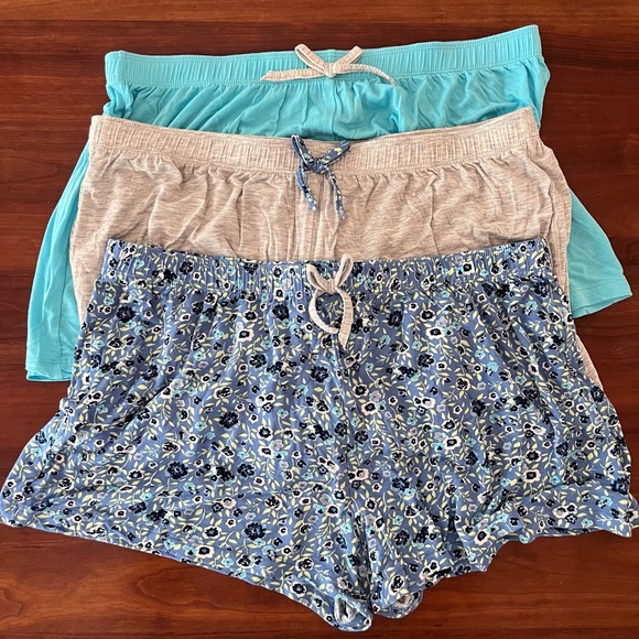 EUC 3 Pack of Women’s Sleep Shorts. Size S. - Picture 2 of 6